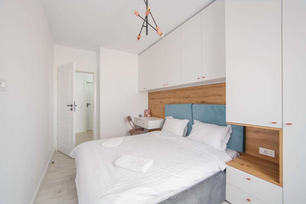 Pinkwood Harmony Apartment Oradea Exterior foto